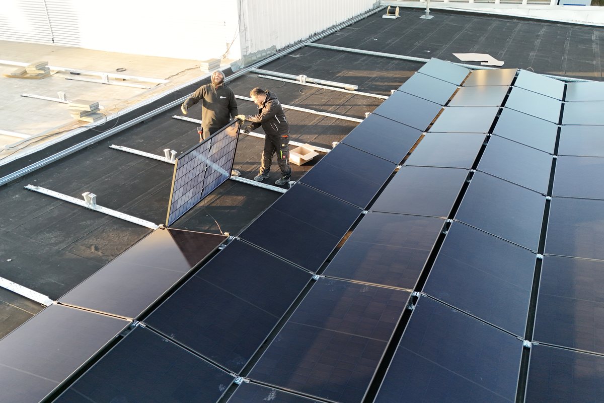 Photovoltaikanlage in Hannover-Mittelfeld auf Flachdach