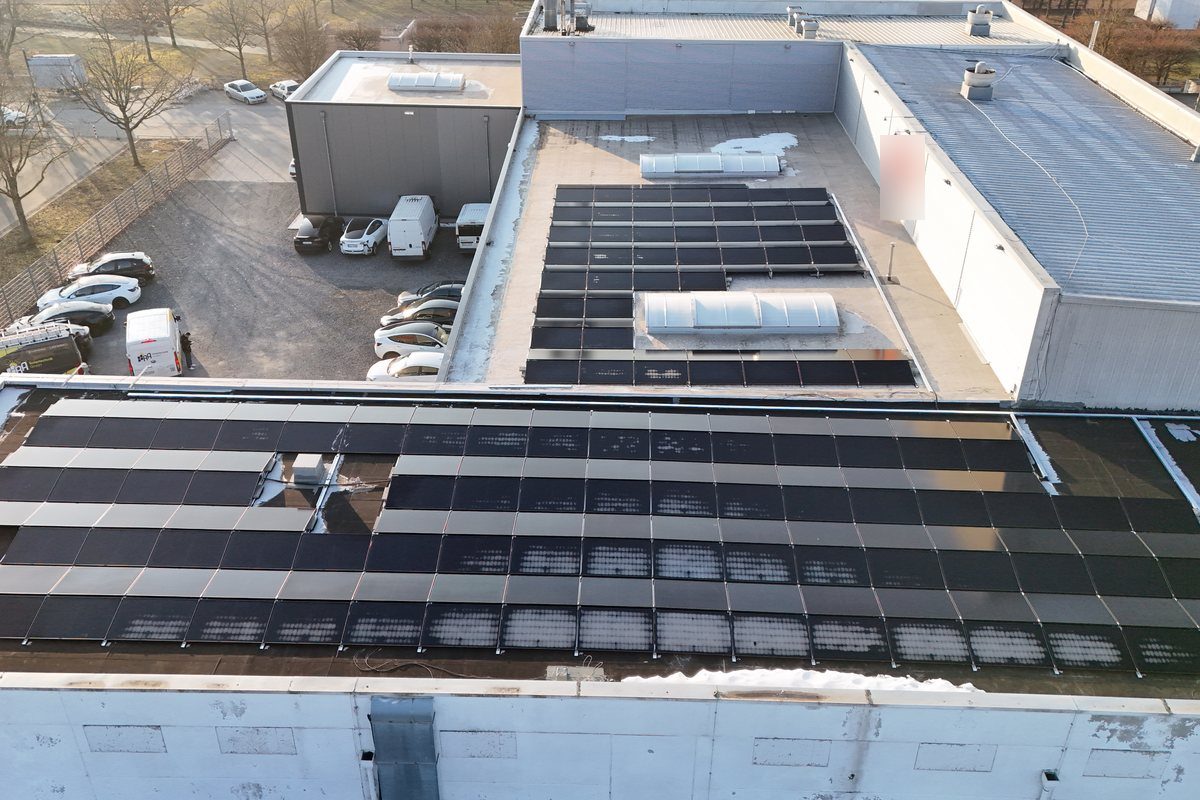 Photovoltaikanlage in Hannover-Mittelfeld auf Flachdach